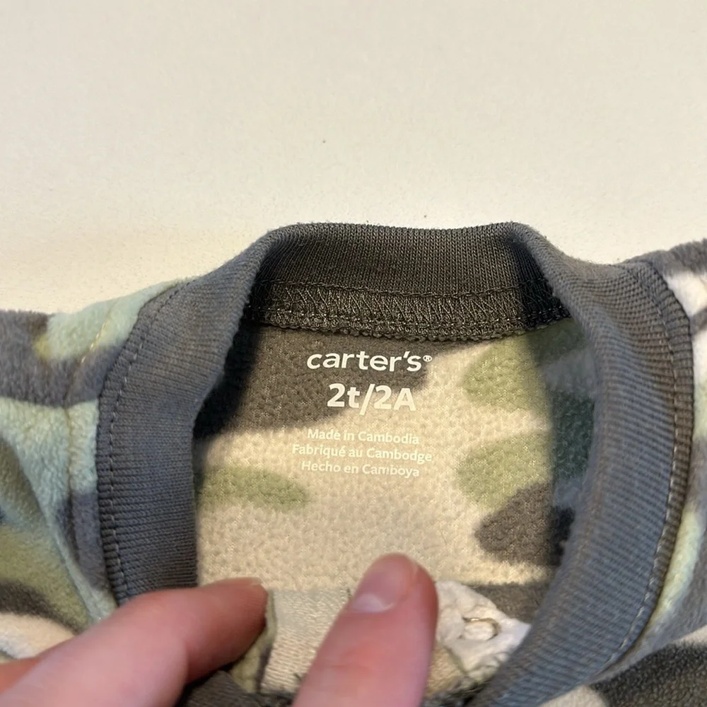 Carter’s footie pajamas white brown green camo dinosaur size 2T
